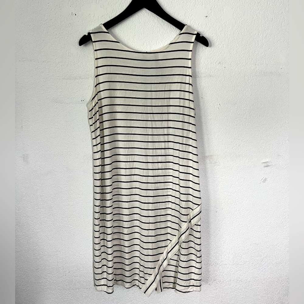 Kensie Sleeveless Dress